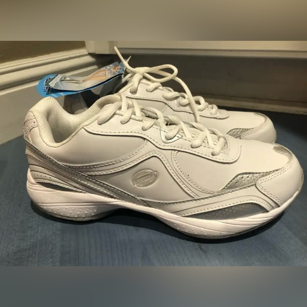 New Women’s 7W Rock-N-Fit White Leather Athletic Sneakers